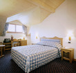 chambre aménagée dans les combles
