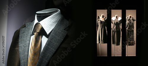 Photo: Costume et tailleur pour homme et femme Costume et tailleur pour homme et femme