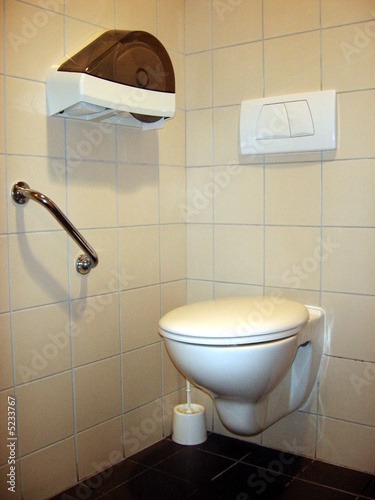 Photo: wc handicapé wc handicapé
