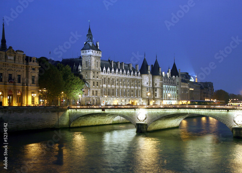 quai des orfèvres à paris