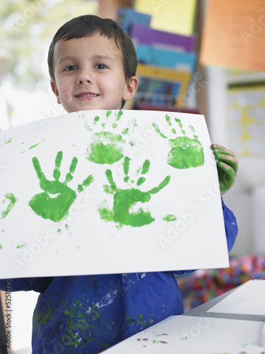 Photo: Elementary Student in Art Class Elementary Student in Art Class
