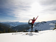 Foto: Woman doing yoga in snow. Woman doing yoga in snow.