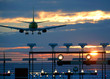 Foto: Flugzeug im Landeanflug Flugzeug im Landeanflug