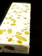 französisches weiches nougat mit trockenfrüchten und nüssen