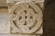 roussillon : elne, cathédrâle , chapiteau du cloître