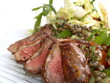 gebratene entenbrust an linsensalat