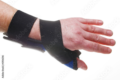 Photo: A stiff fabric brace for broken or sprained wrists. A stiff fabric brace for broken or sprained wrists.