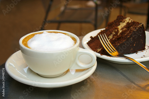 Photo: Frothy coffee and chocolate cake Frothy coffee and chocolate cake