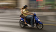 Mobylette en mouvement