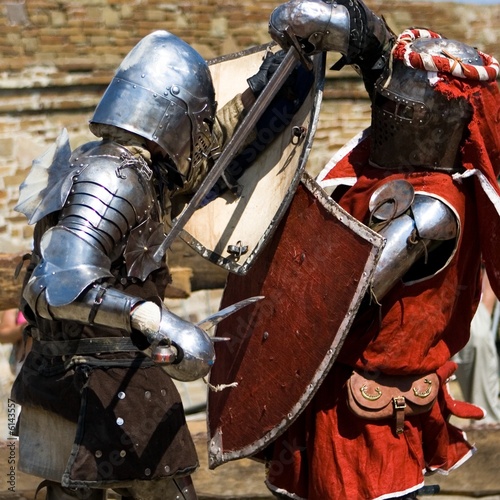pictures of knights fighting. Two knights fighting