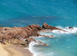 Plage et rochers de Cannes La Bocca, France