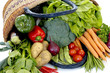 Photo en ligne au meilleur prix Fresh bio vegetables, white background, reflective surface
