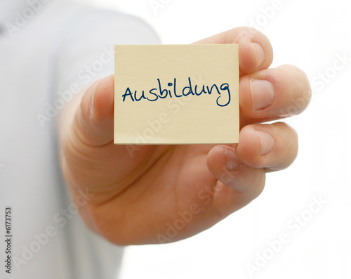 Zettel mit Ausbildung