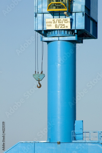Photo: crane crane