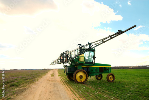 Photo: A tractor sprayer. A tractor sprayer.