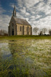 chapelle campagne église marais étang pré religion