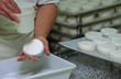 Foto: FABRICATION DU FROMAGE DE CHÈVRE FABRICATION DU FROMAGE DE CHÈVRE