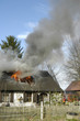 Foto: Wohnhaus Brand! Flammen schlagen aus dem Dachgeschoss! Wohnhaus Brand! Flammen schlagen aus dem Dachgeschoss!