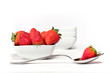 fragole vaschetta e cucchiaio