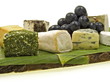 käse aus kuh, schaf und ziegenmilch
