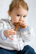 bébé religion baptême chrétienne église crusifix croix enfant