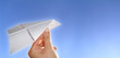 Papierflugzeug