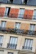 Immeuble en pierre de taille et briques