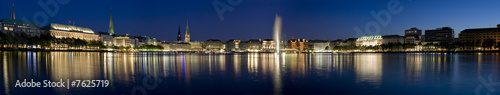 Foto: Hamburg, Binnenalster zur blauen Stunde Hamburg, Binnenalster zur blauen Stunde