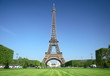 paris, tour eiffel sur le champ de mars