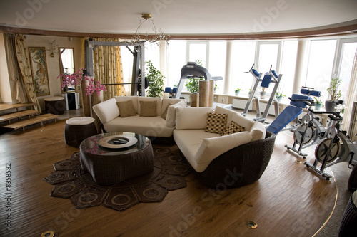 Foto: home gymnasium in mansion private residence home gymnasium in mansion private residence