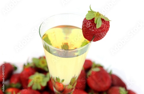 Erdbeeren In Sekt — Rezepte Suchen