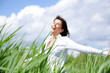 Frau im Feld