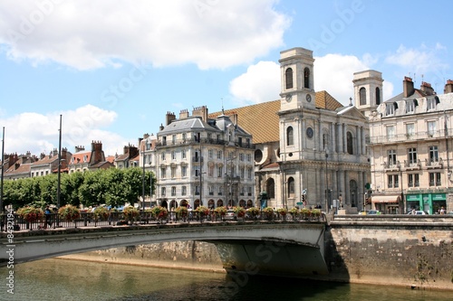 besançon, vue sur les quais