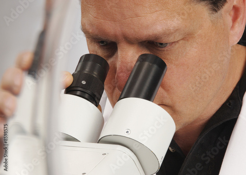Microscopist Microscopist