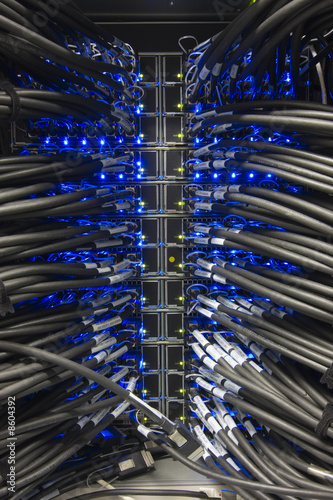 Kabel an einem Server