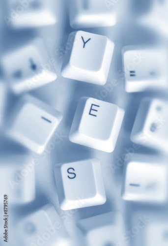 Foto: Computer keys with yes word Computer keys with yes word