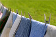 Du linge étendu sur une corde