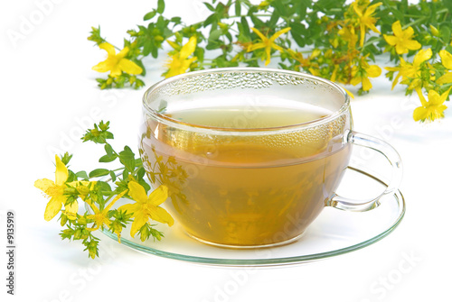 Tee Johanniskraut- tea St Johns wort 02 Tee Johanniskraut- tea St Johns wort 02