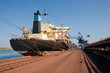 Foto: Ship in port - Dry bulk Ship discharging Ship in port - Dry bulk Ship discharging