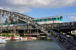 Foto: France, Paris:Modern railway bridge France, Paris:Modern railway bridge