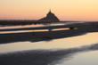 baie du mont saint michel au coucher du soleil baie du mont saint michel au coucher du soleil