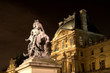 Statue au Louvre à Paris