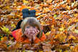 kind im herbst