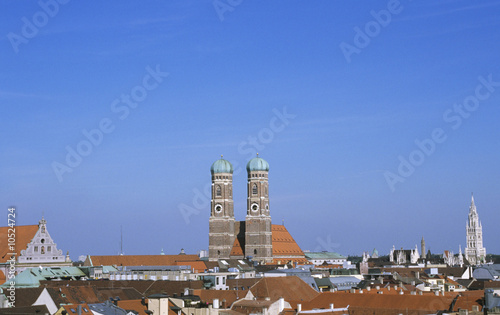 Foto: View of Munich, Germany, with Frauenkirche View of Munich, Germany, with Frauenkirche