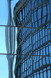 immeuble vitré bleu