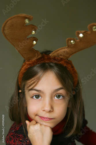 Photo: petit renne au sourire en coin petit renne au sourire en coin