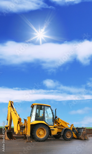 bull bulldozere, engin de travaux publics
