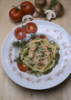 Lachs auf Nudeln