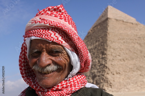 Foto: portrait d' egyptien pyramide de Gizeh portrait d' egyptien pyramide de Gizeh