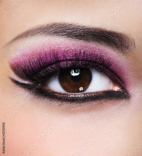 purple makeup. beauty purple make-up